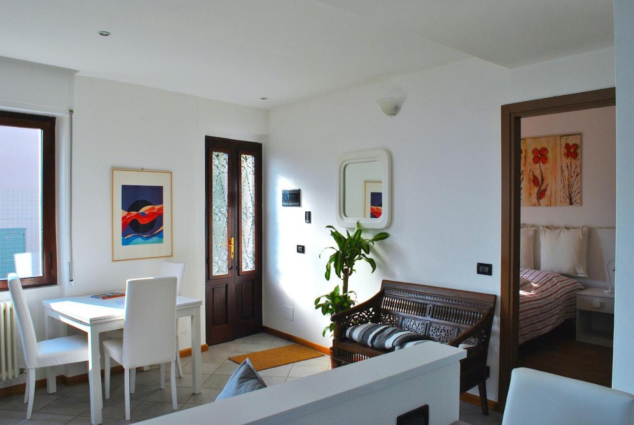 Apartment The Palm With Garden Sala Comacina Exterior foto