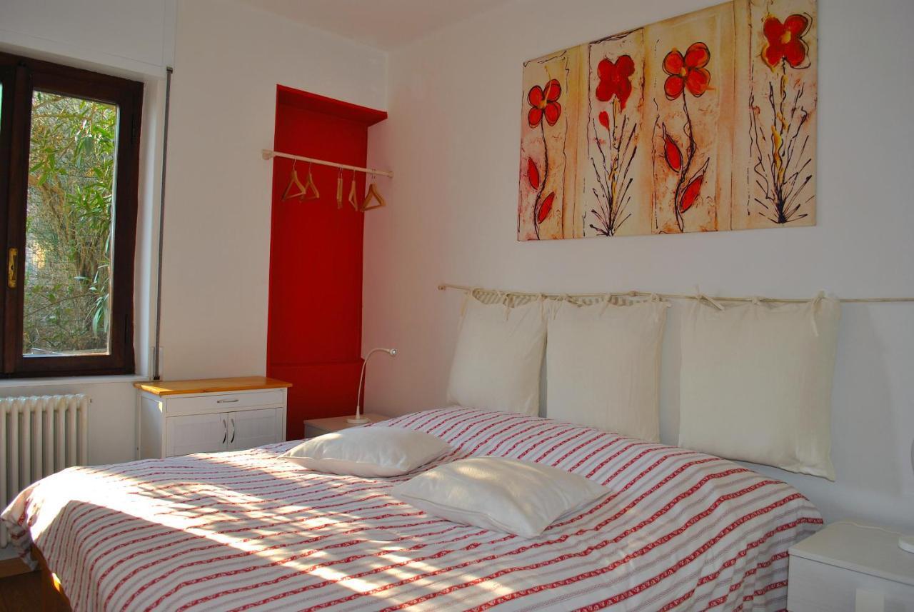 Apartment The Palm With Garden Sala Comacina Exterior foto
